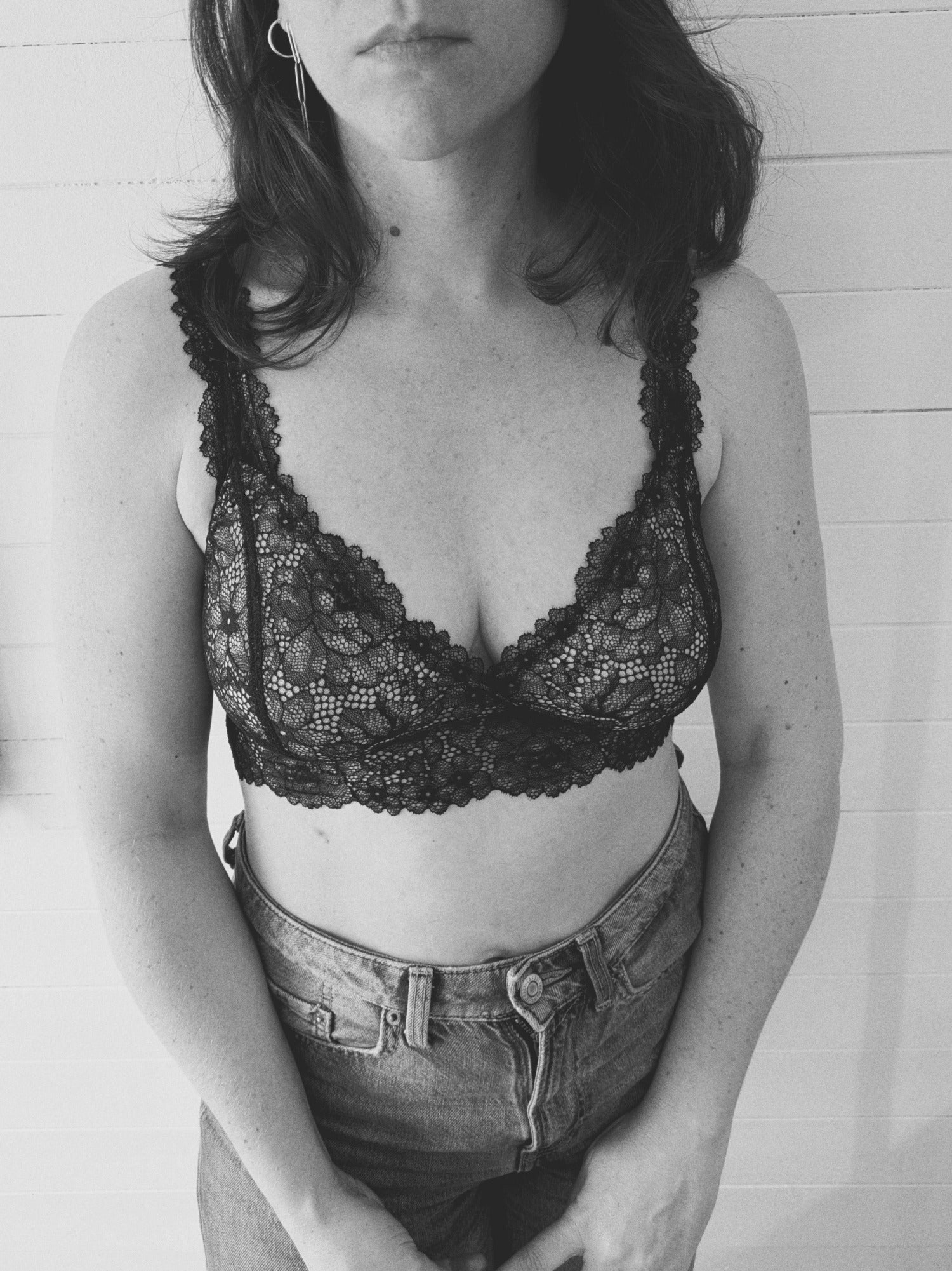 Onde brassiere en dentelle noire