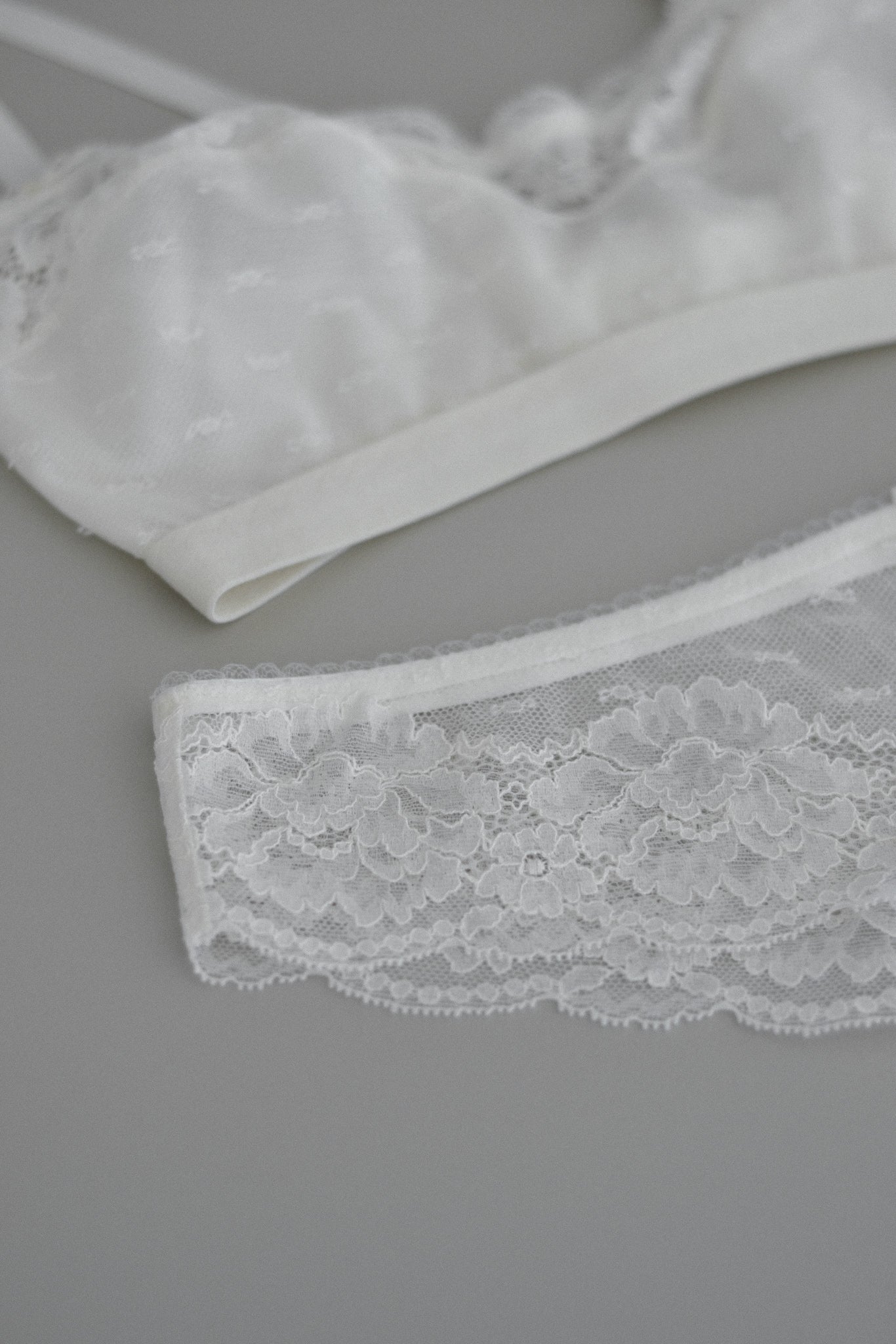 Abysse, le tanga en dentelle