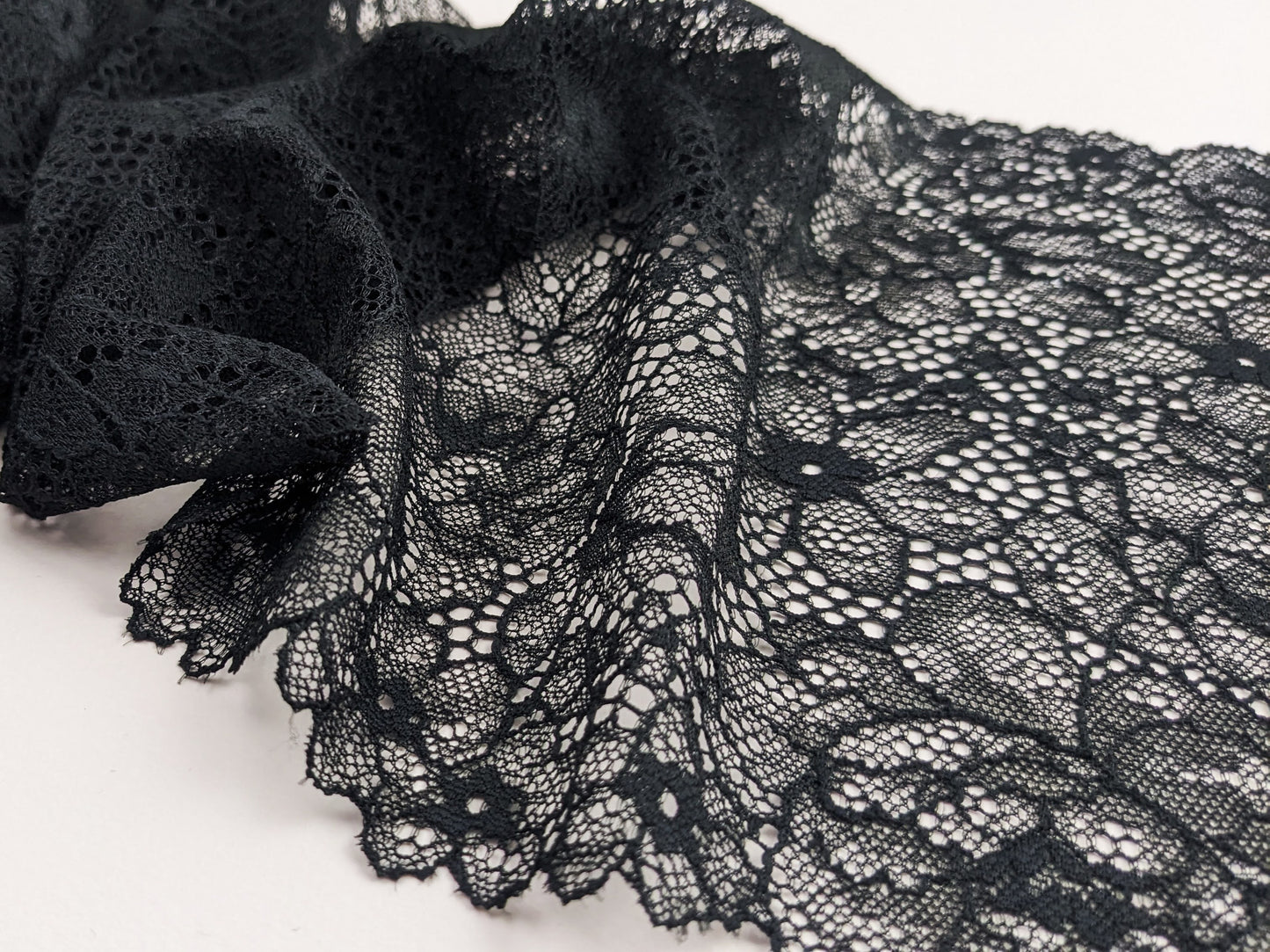 Kit lingerie Delta + Hémisphère dentelle noire