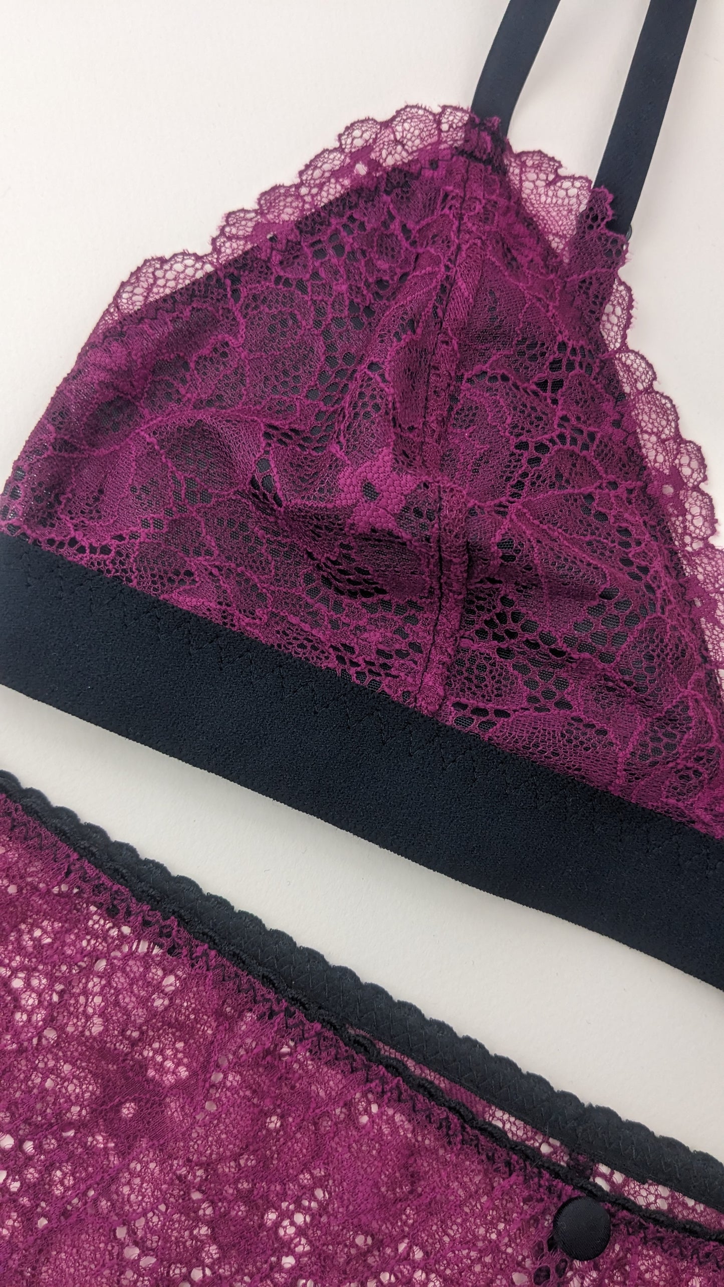 Kit lingerie Delta + Orion dentelle fushia