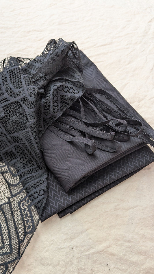 Assortiment couture lingerie NOIR