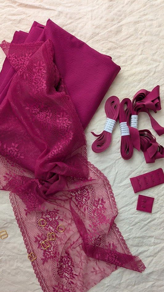 Assortiment couture lingerie GROSEILLE