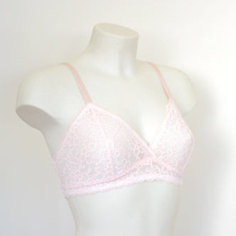 Karmah, lace soft bra & panties (French only) 